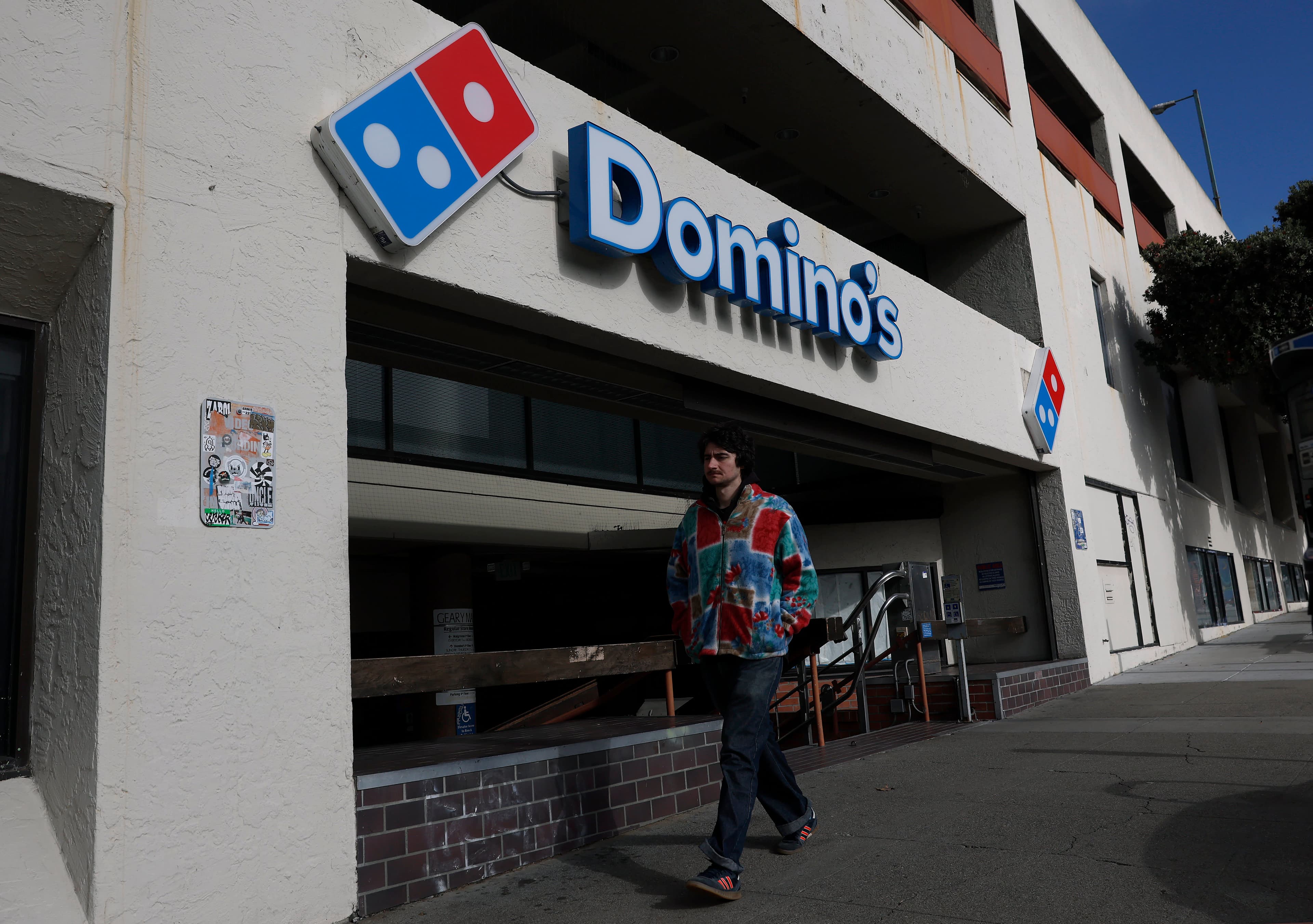 Gas Prices Squeeze Dallas Restaurant Traffic as Industry Faces Uneven Pain