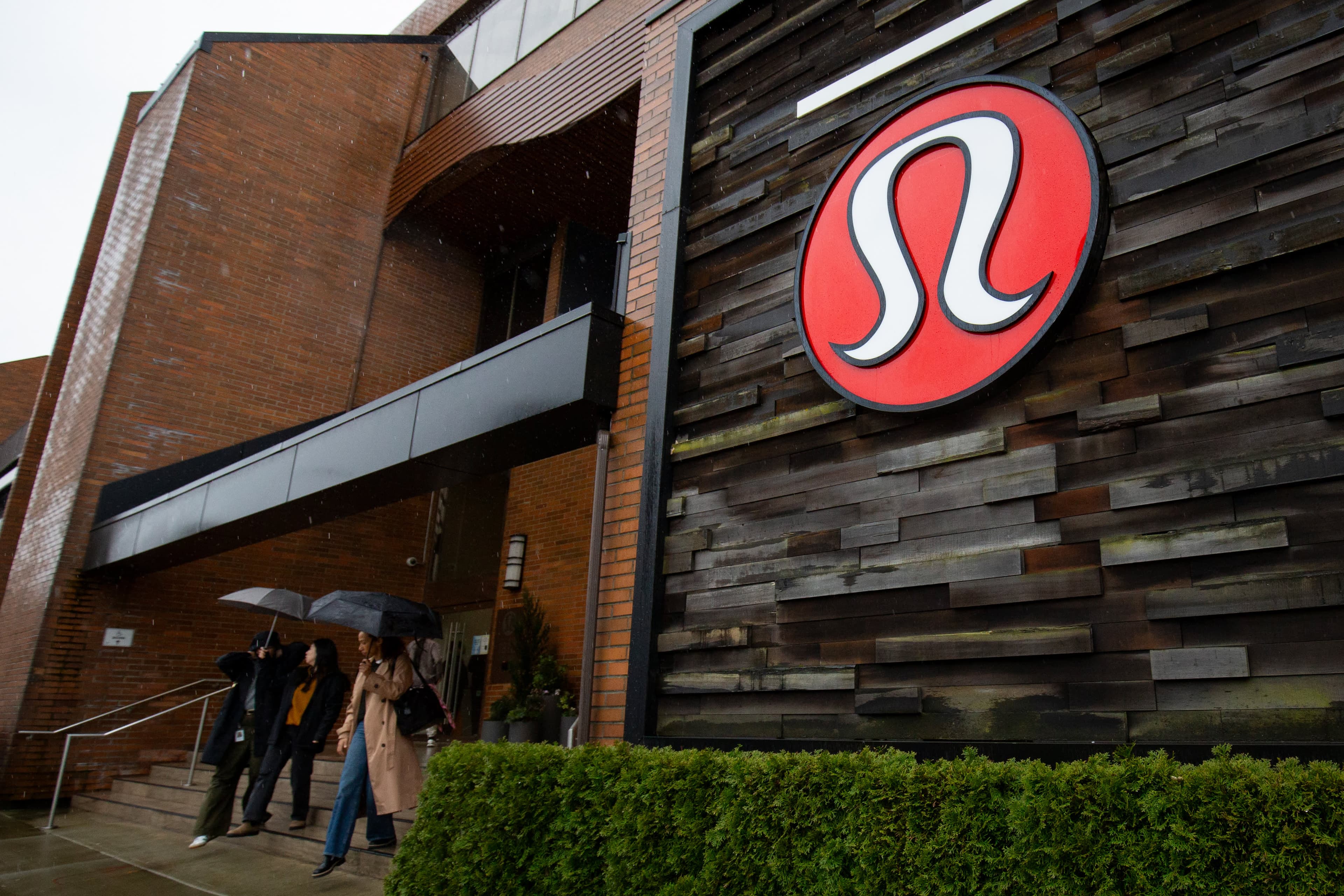 Lululemon's Public Rebuke of Founder Signals Power Struggle