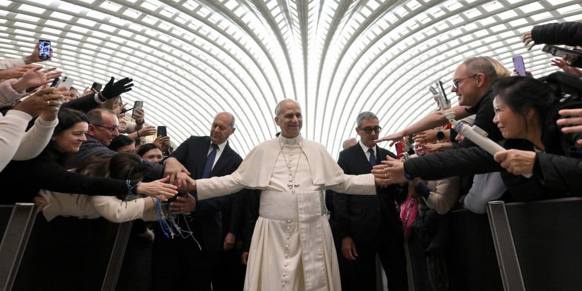 Pope's AI Letter With Anthropic Cofounder Signals Faith Leaders' Tech Role