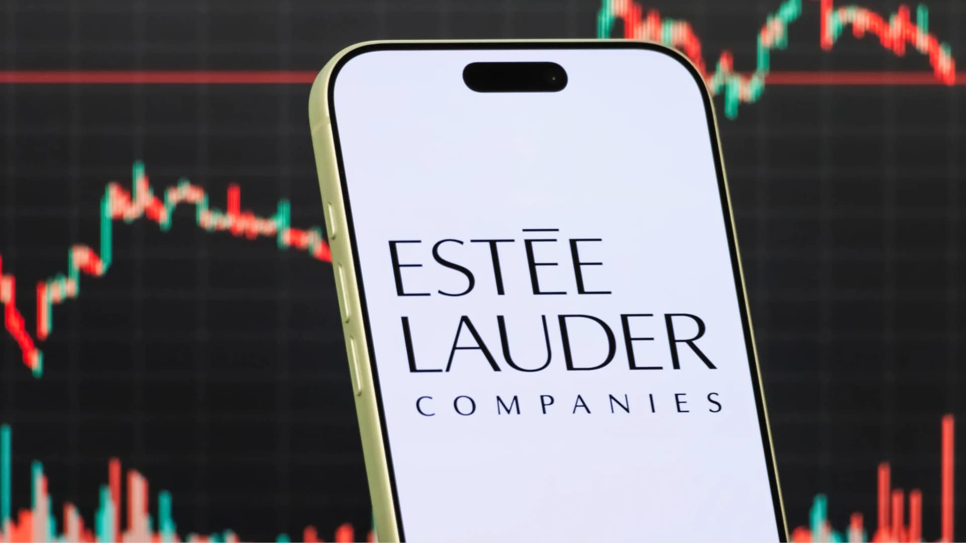 Beauty Giants Estée Lauder, Puig Call Off $40B Merger Deal
