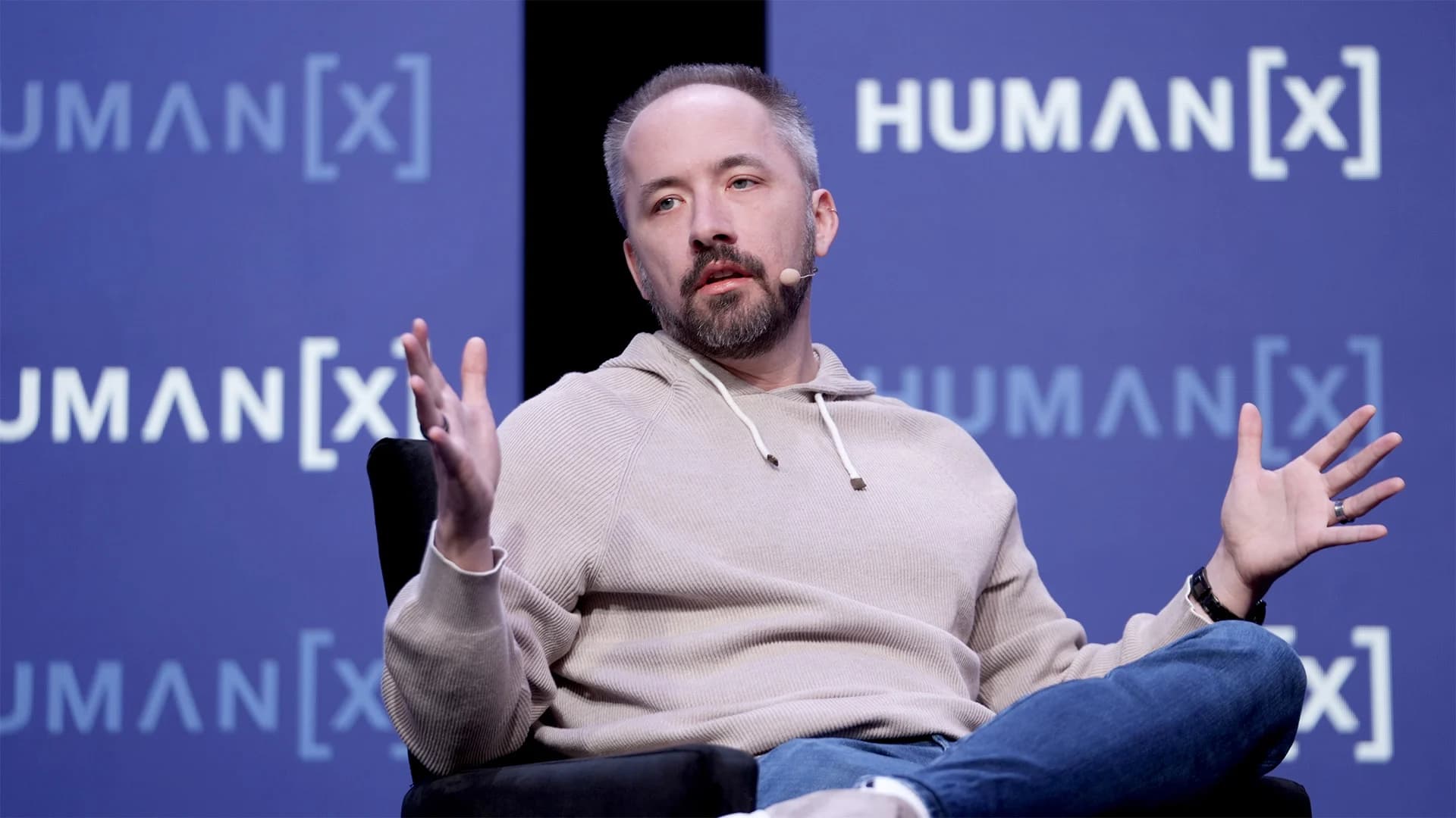 Dropbox Founder Houston Steps Down After 19 Years, Eyes AI