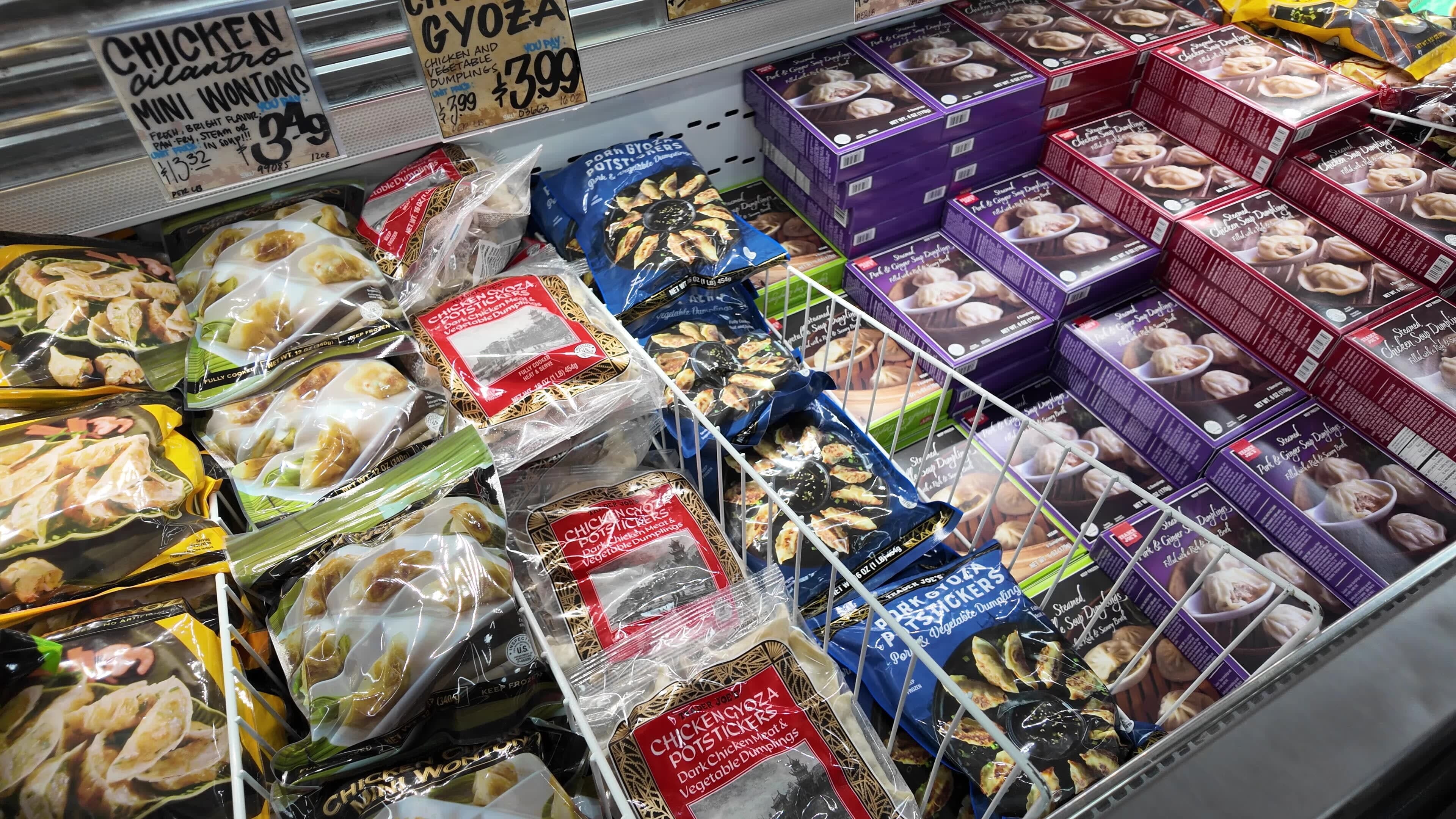 Asian Groceries Move Beyond Niche: Mainstream Retailers Adapt to Demand