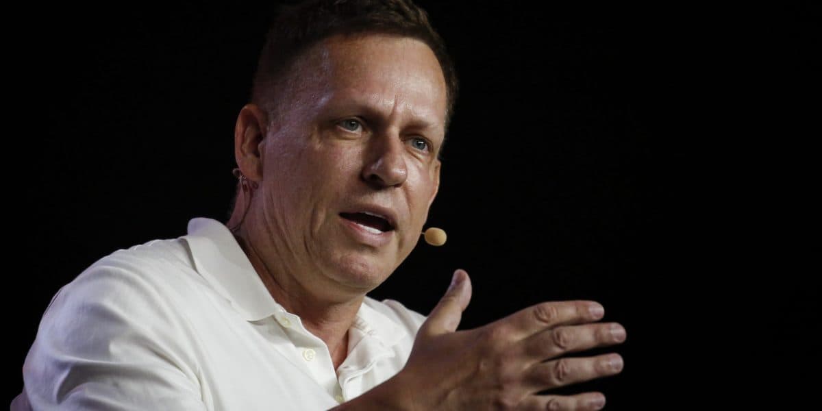 AI Threatens Tech Jobs More Than Creative Roles, Thiel Warns