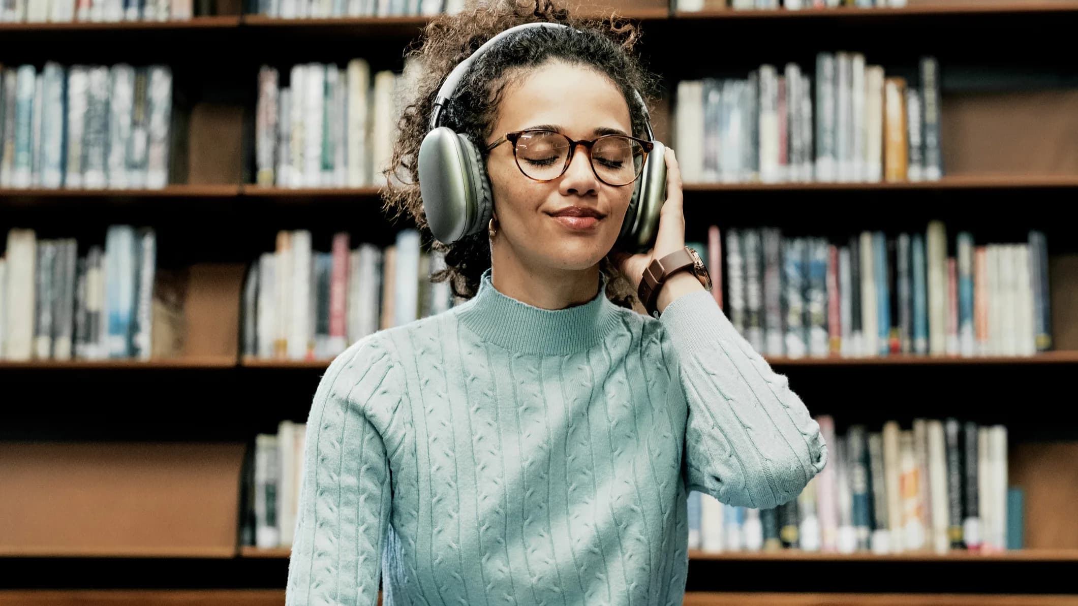 Audiobooks vs. Reading: What Neuroscience Says for Busy Executives