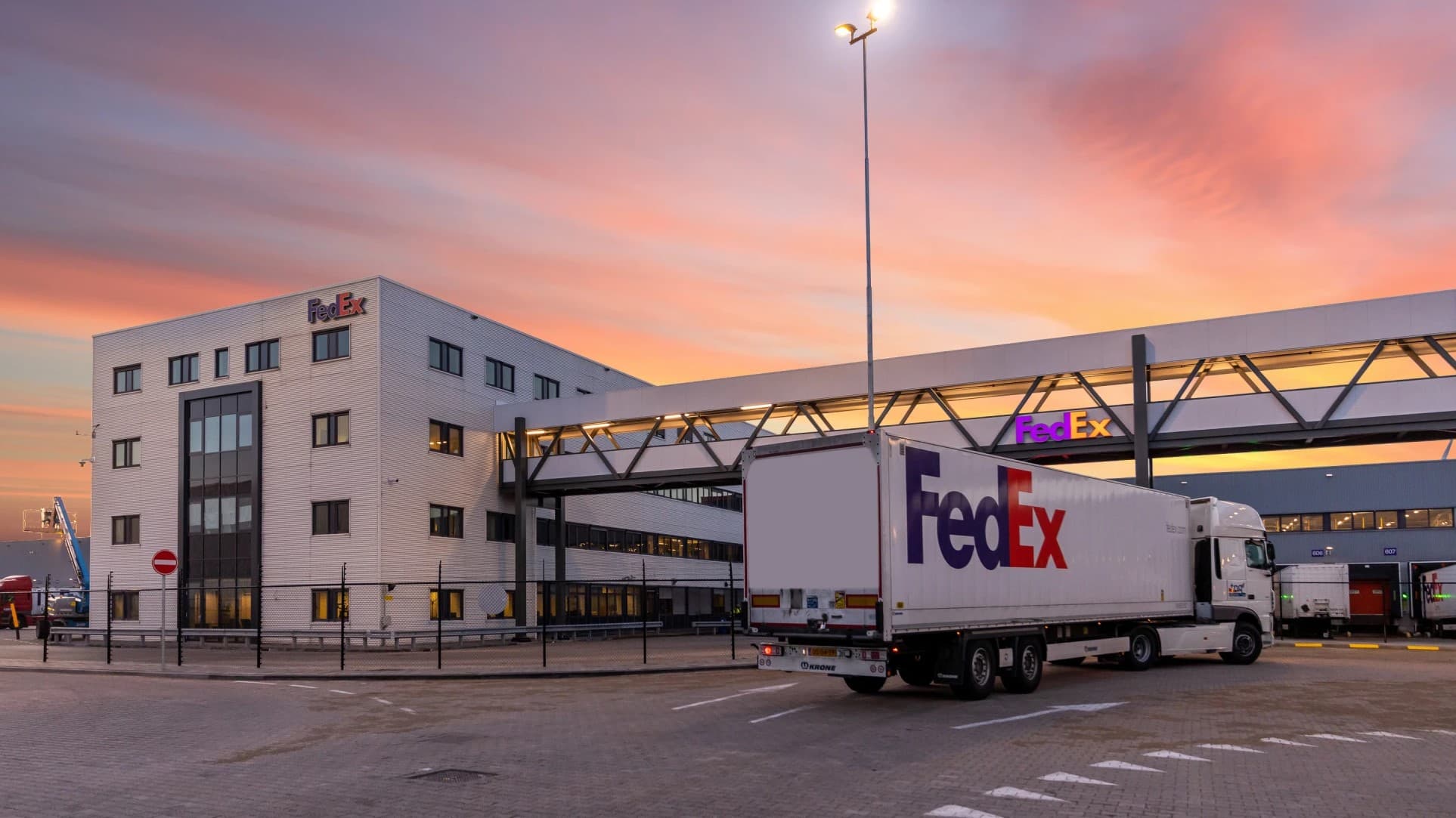 FedEx Invests $54M in European Hub to Strengthen Global Supply Chain
