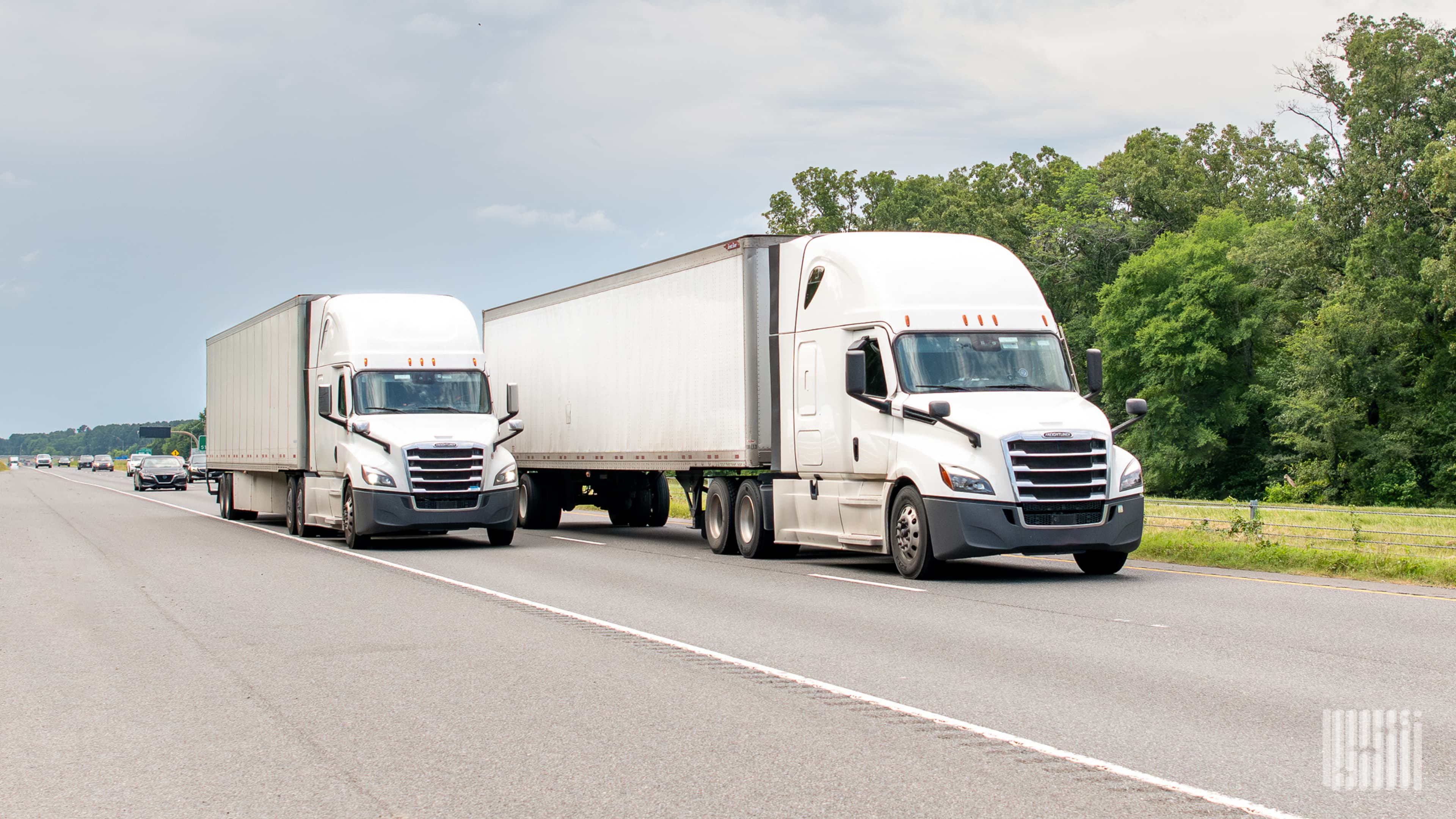 DOT Compliance 101: What Truck Marking Rules Really Require