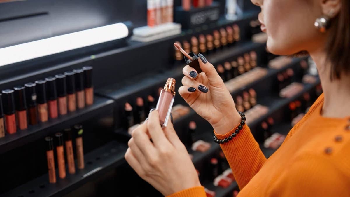 Beauty Brand's Comeback: What DTC Collapse Means for Retail