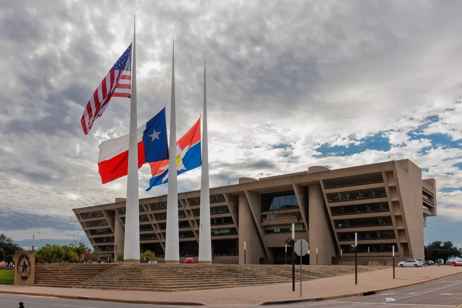 Dallas City Government Implements 3-Day Furloughs Amid $51M Budget Crisis