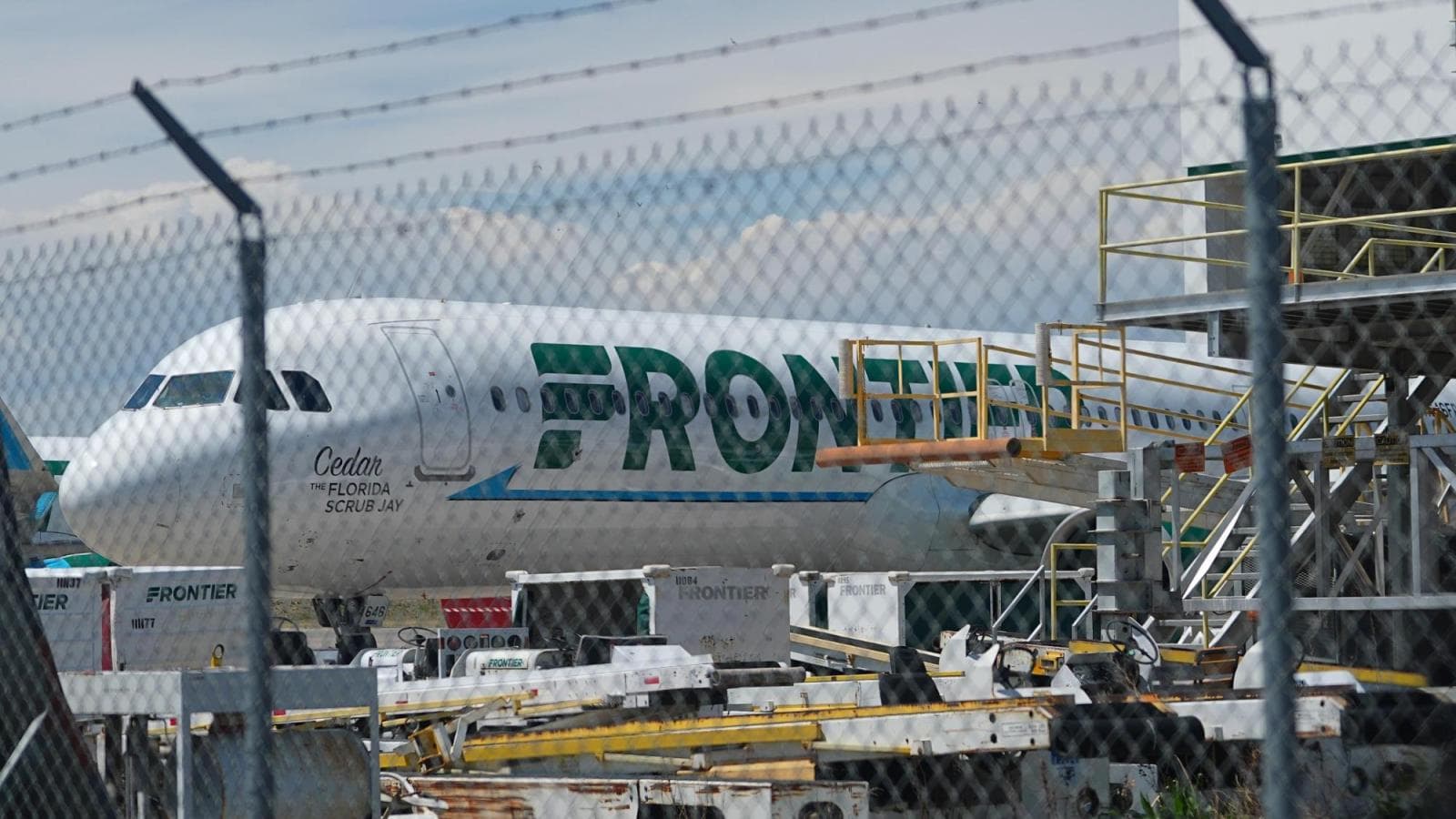 Frontier Airlines Expands Route Network After Spirit's Collapse