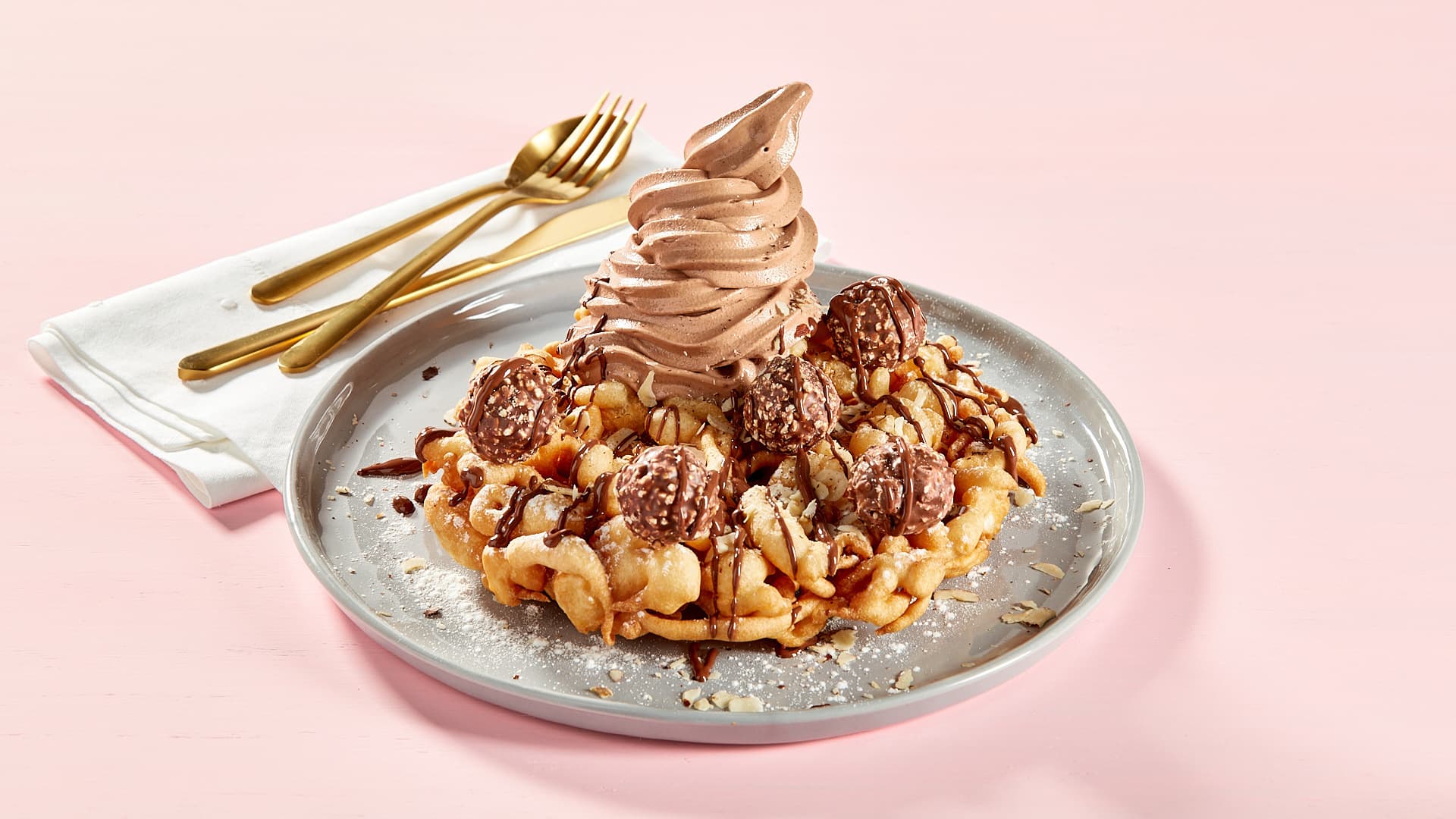 Canadian Dessert Concept Raises Bar for Dallas Cafe Market