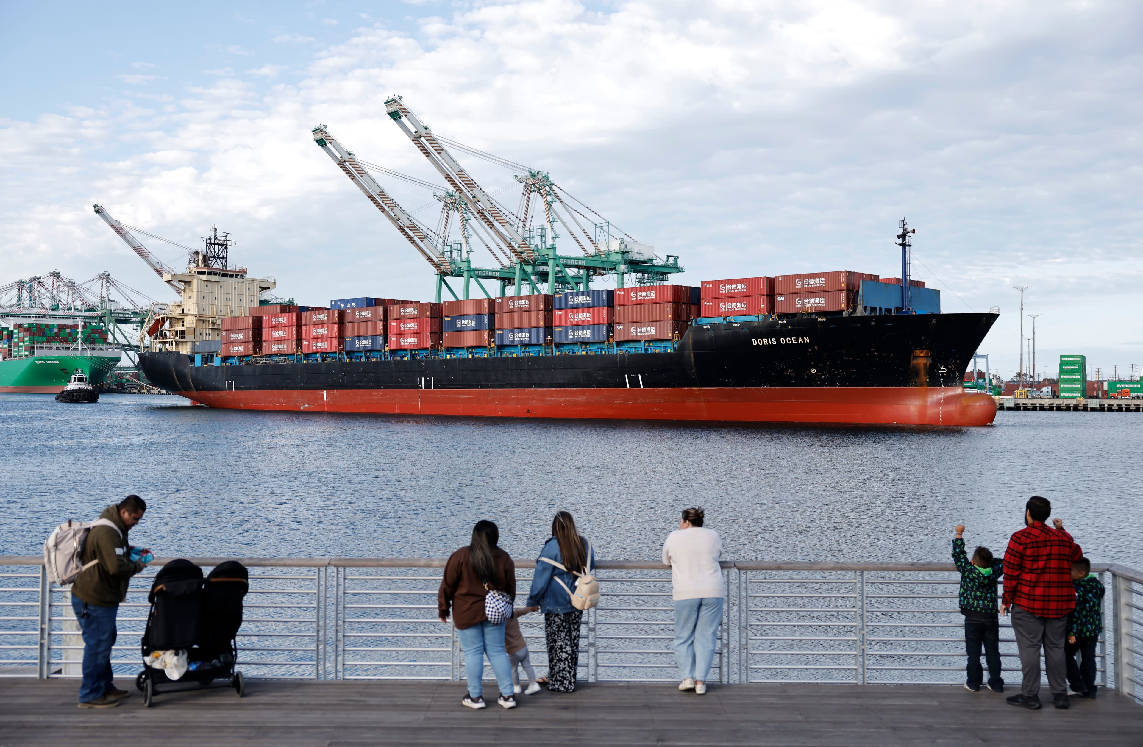 Trump Faces Legal Challenge Over Sweeping New Tariff Orders