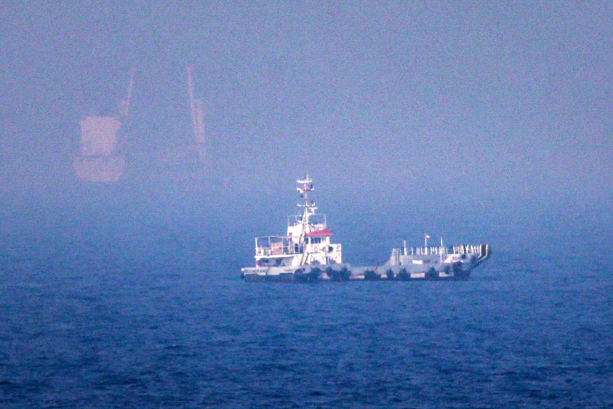 U.S. Maintains Strait of Hormuz Blockade as Negotiations Falter