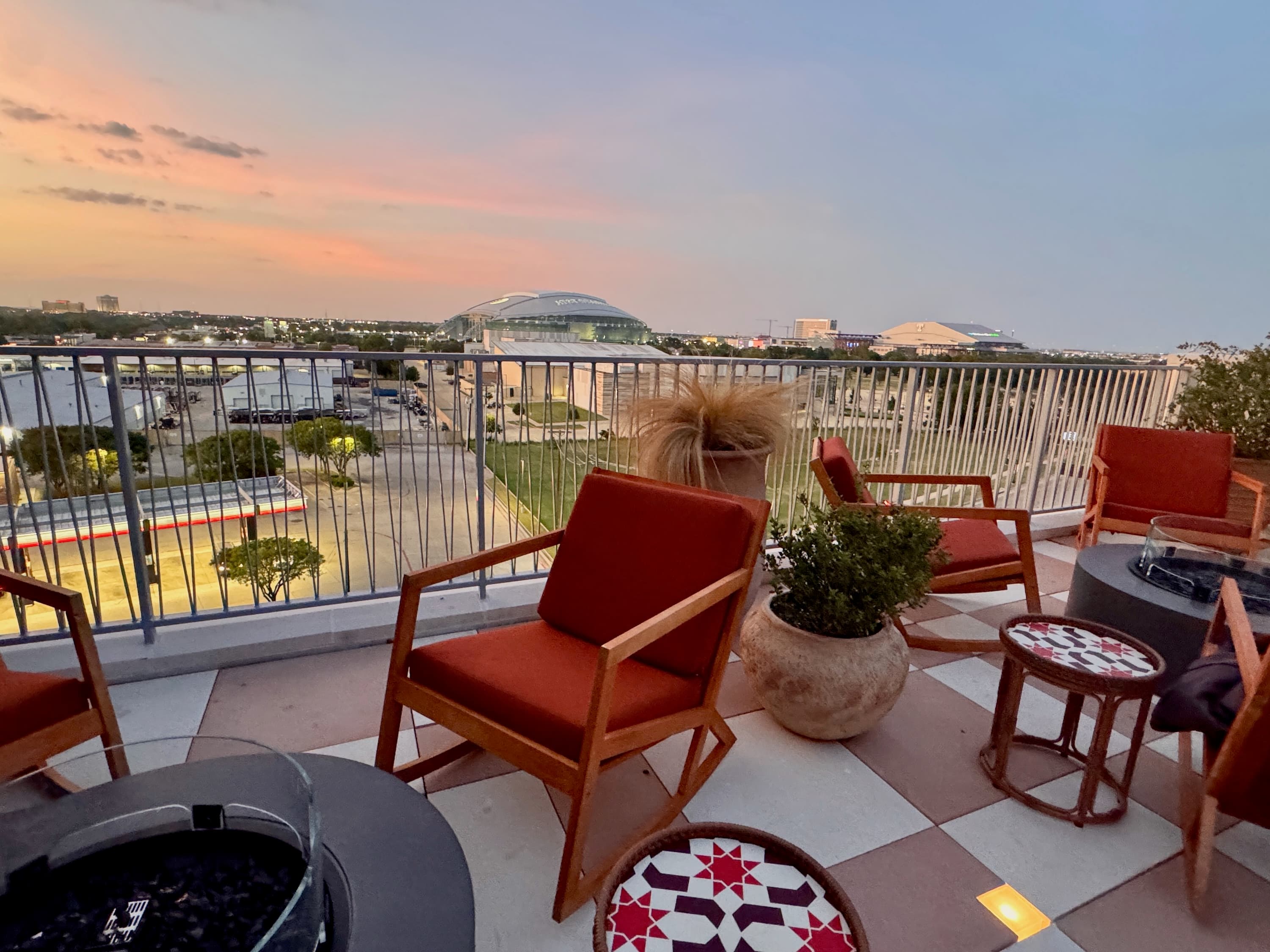 Dining Destinations: Top Restaurants Near AT&T Stadium