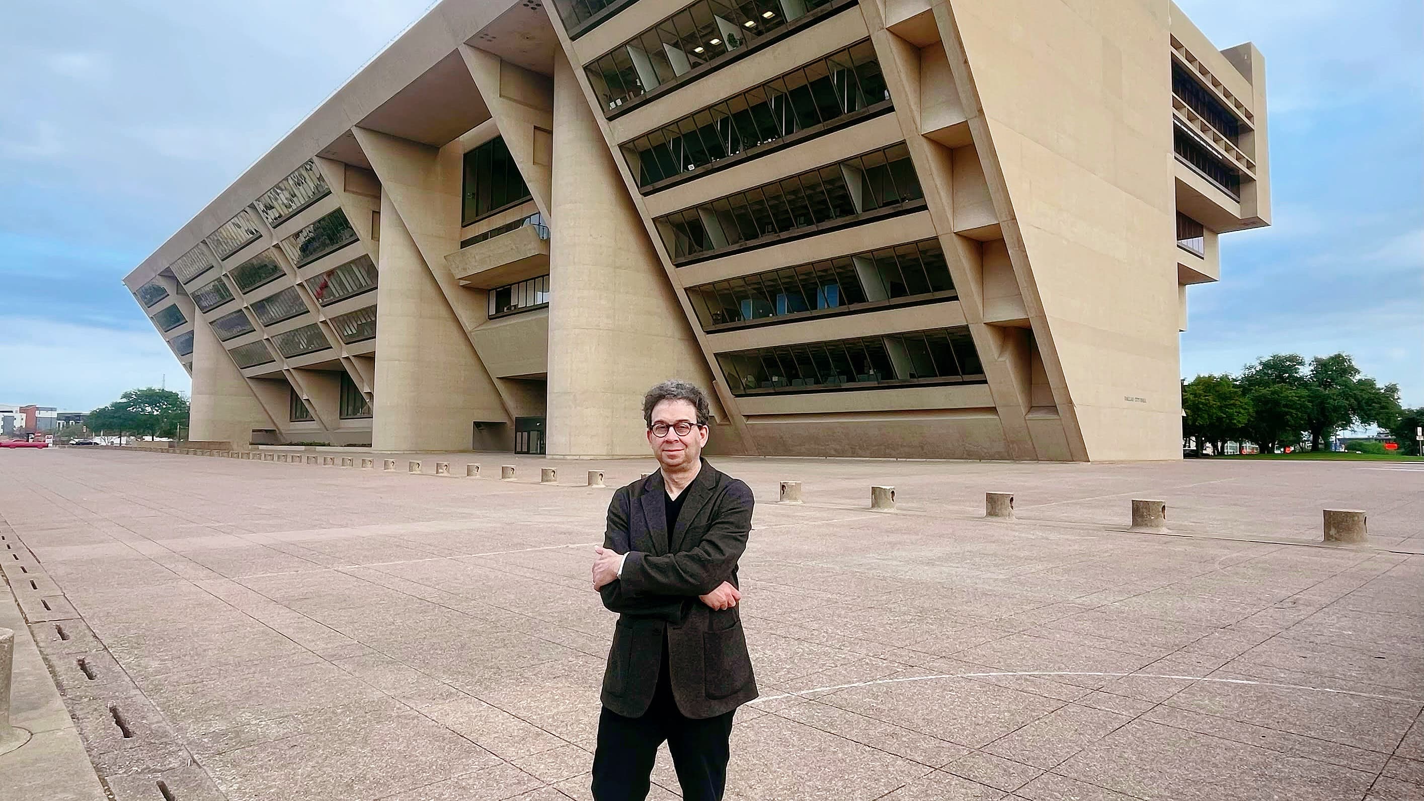 Pulitzer Winner Maps Dallas' Architectural Evolution