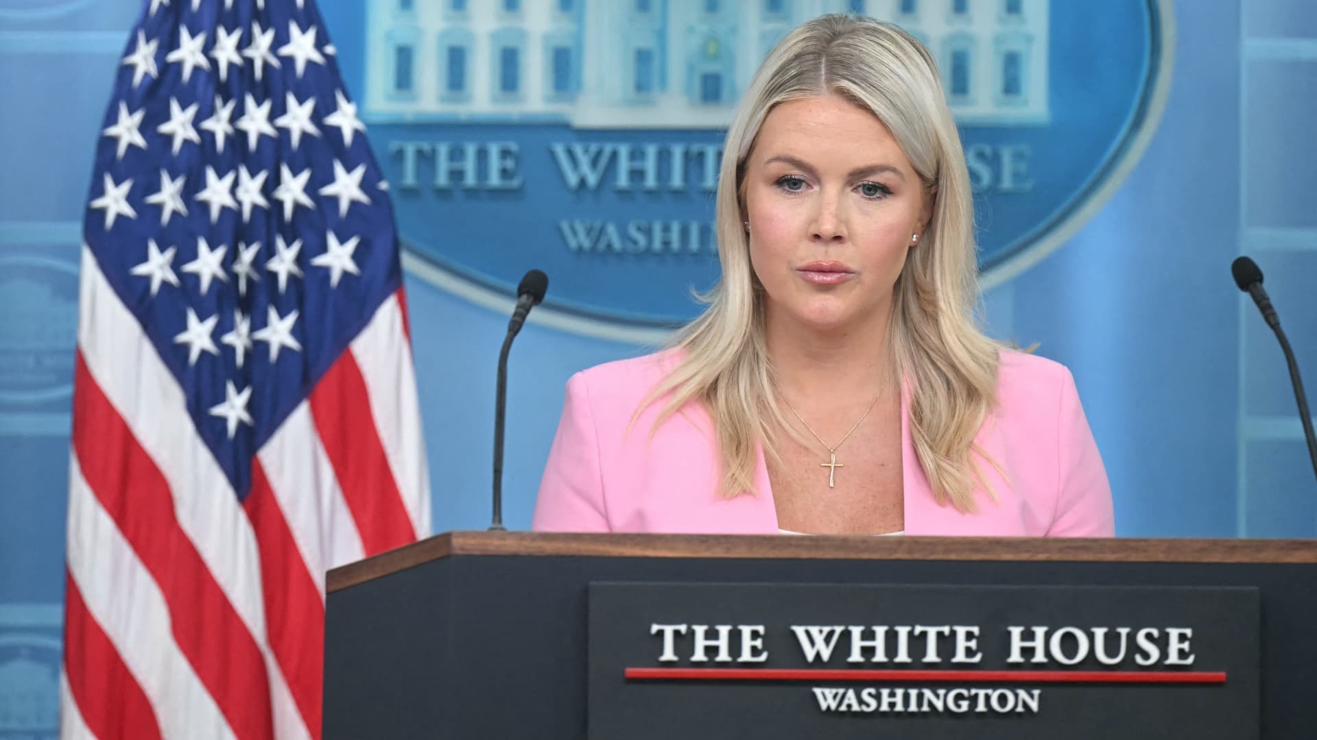 White House Press Secretary Leavitt to Step Down by End of August