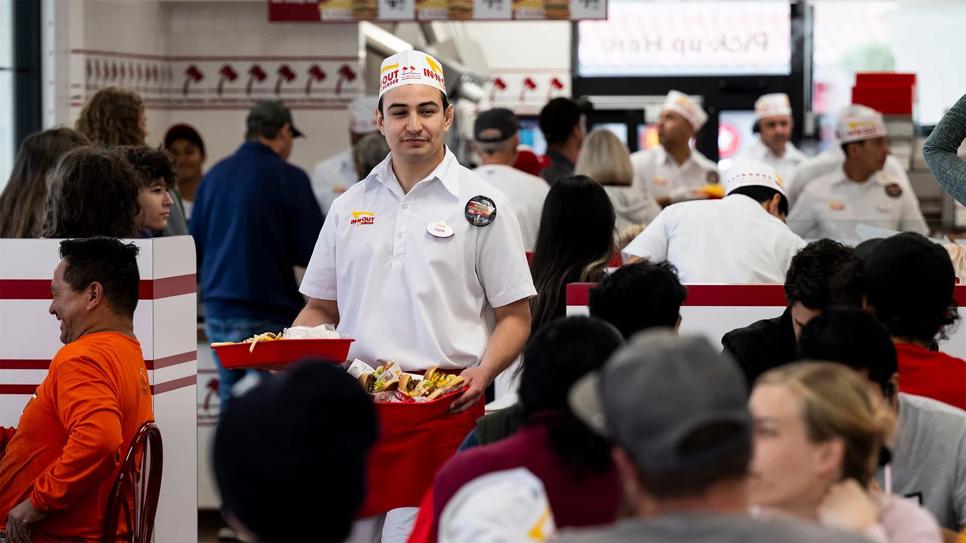 California's Fast-Food Wage Hike Shows Labor Cost Pressures Dallas Employers Face