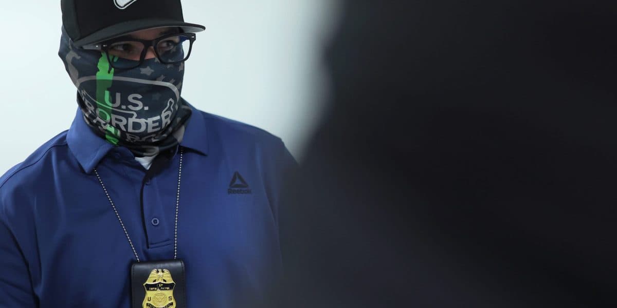 DHS Pursues AI Smart Glasses for Immigration Enforcement