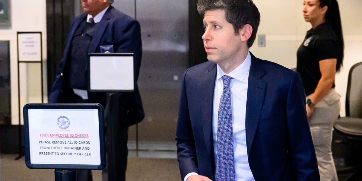 Altman Takes Stand to Defend OpenAI Leadership Record