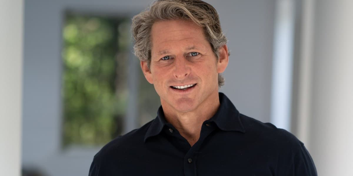 Private Jet CEO Challenges Airline Fuel Shortage Narrative