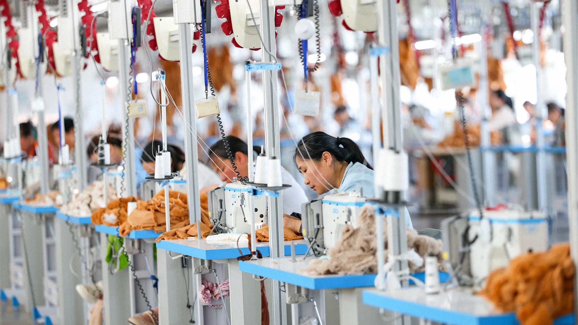 China's New Rules Turn Supply Chain Exit into Legal Minefield