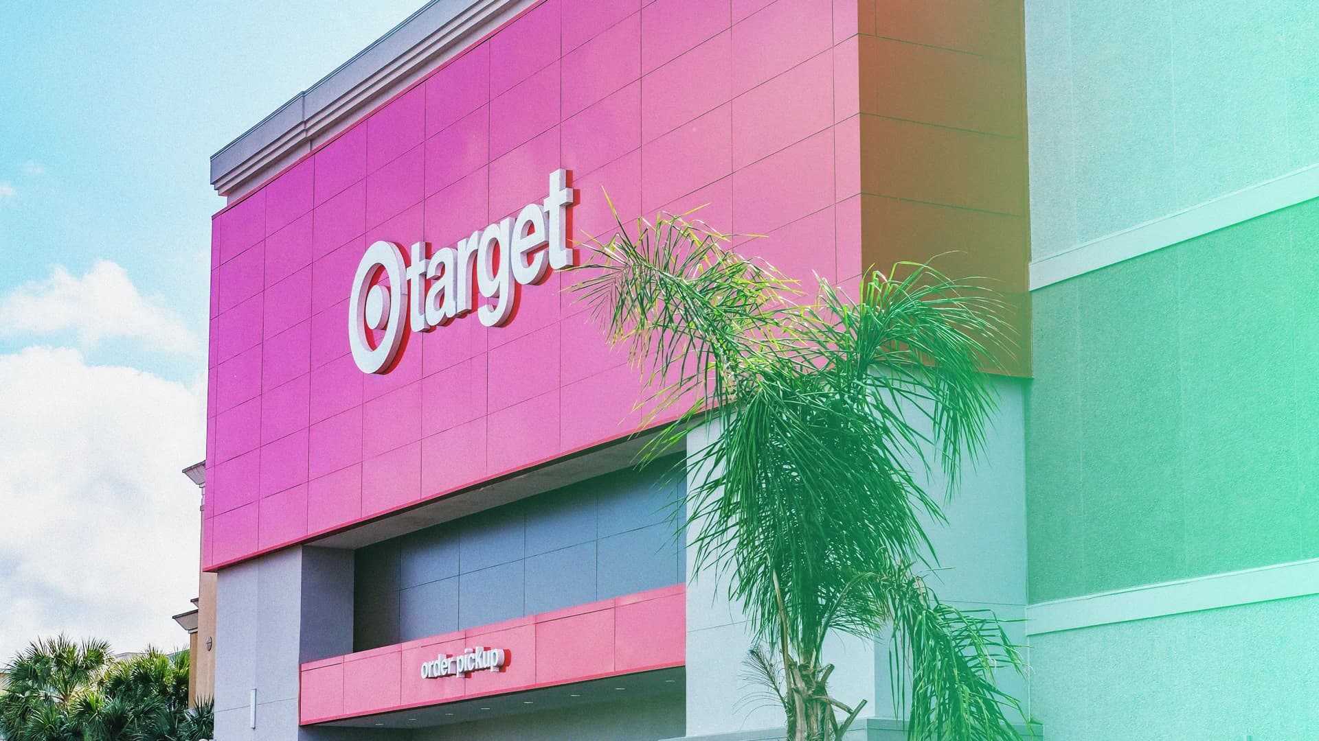 Target's $5B Makeover Delivers First Sales Growth in Three Years