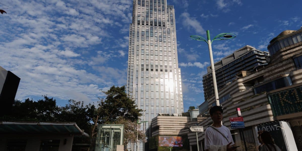Global Hotel Chain Raises Parental Leave Bar to 16 Weeks