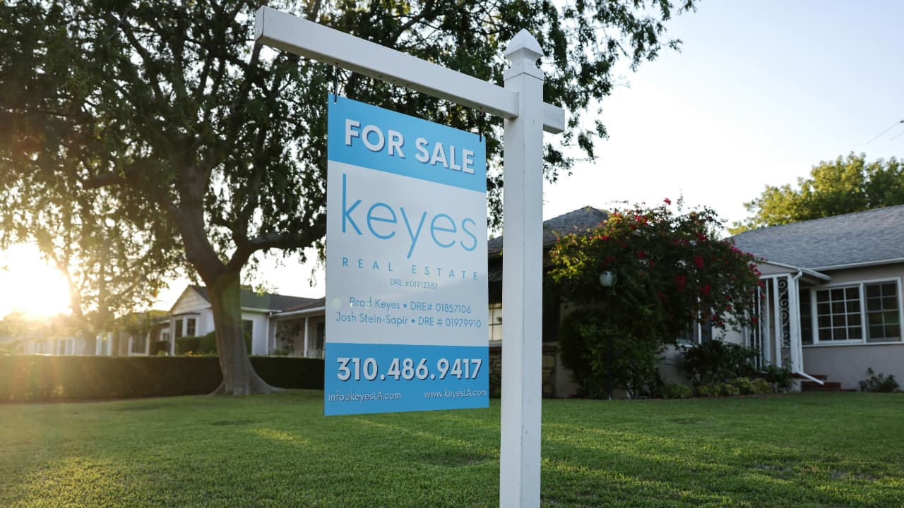 Fed Study: Immigration Policy Linked to 2.2% Rise in Home Prices