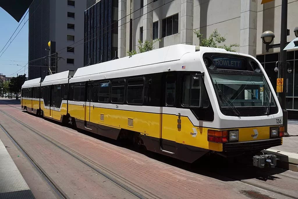 DART Names New CEO Amid Suburban Transit Challenges