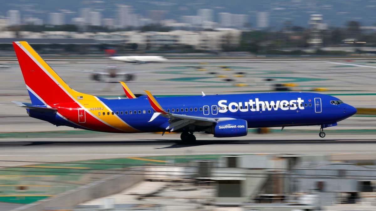 Southwest Airlines Ships Texas Jet Fuel to LA Amid Supply Concerns